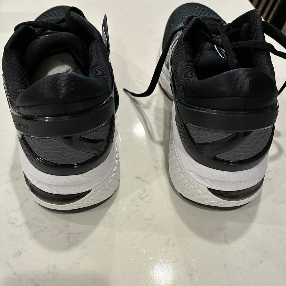 ASICS Gel Kayano 26 Black/White Athletic Sneakers Womens 13 - Picture 4 of 7